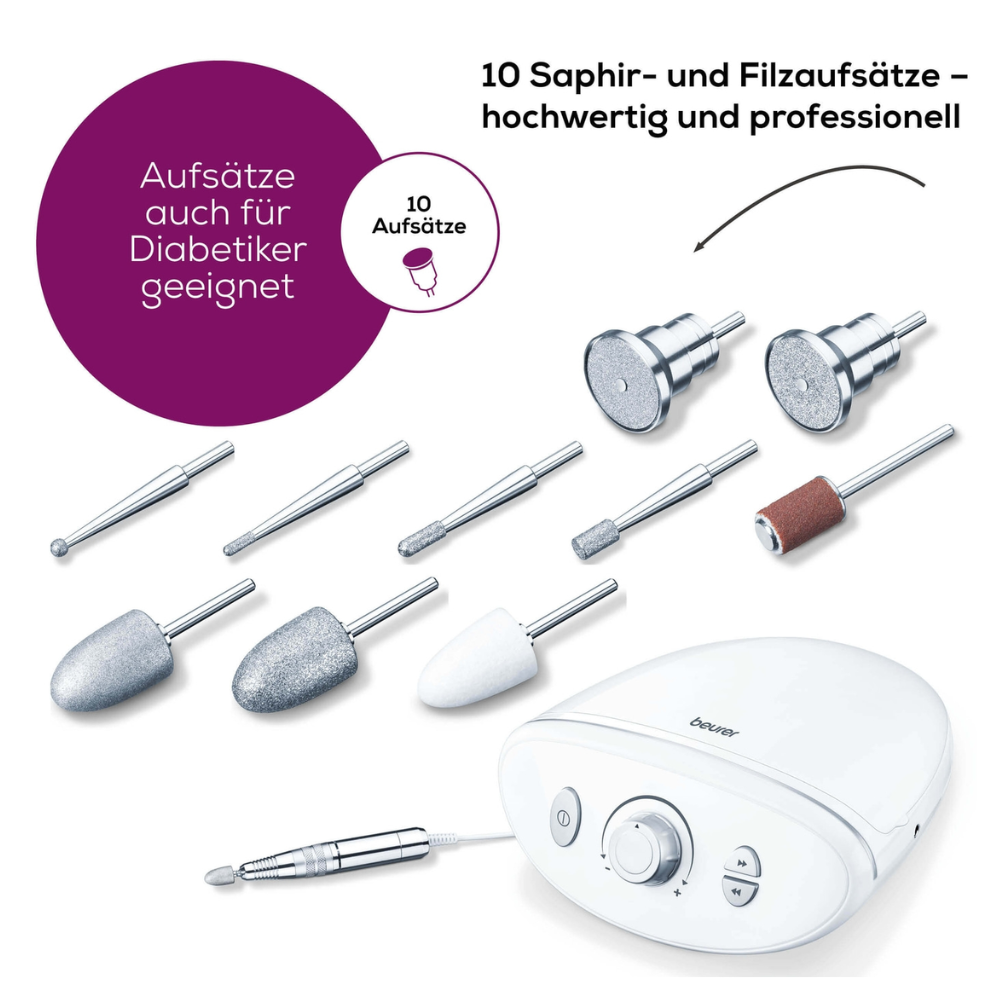 Bílý elektronický přístroj s nápisem „Beurer MP 100 stanice na manikúru/pedikúru | balení (1 kus)“ od Beurer GmbH, kolem kterého jsou rozmístěny různé vyměnitelné safírové a plstěné hroty. Německý text zdůrazňuje 10 vysoce kvalitních nástavců vhodných pro diabetiky a upozorňuje, že tato stanice na manikúru a pedikúru je navržena pro profesionální použití.