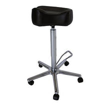 Der Novocal OP-Hocker mit Sattelsitz verfügt über eine Edelstahlausführung, 5-faches Druckguss-Fußkreuz und Höhenverstellung für reibungslose Mobilität.