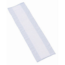 Prachovka TASKI flortex V3 od Diversey Deutschland GmbH & Co. OHG je obdélníkový bílý mop s světle modrými okraji z vysoce kvalitního materiálu - perfektní pro důkladné čištění povrchů.