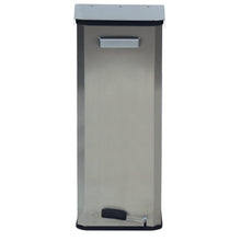 Der Novocal Geschlossener Abfallsammler aus Edelstahl (70 Liter) verfügt über eine Tretvorrichtung für freihändige Nutzung und ist ideal für moderne Räume.