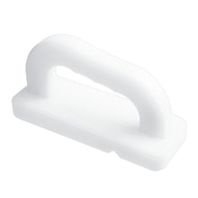 Der Haug Bürsten KG HOBEL, POLYAMID, 160x60mm verfügt über einen weißen Polyamidgriff mit rechteckiger Basis und abgerundeter Oberseite sowie zwei Schneiden aus rostfreiem Stahl für verbesserte Haltbarkeit und Leistung.