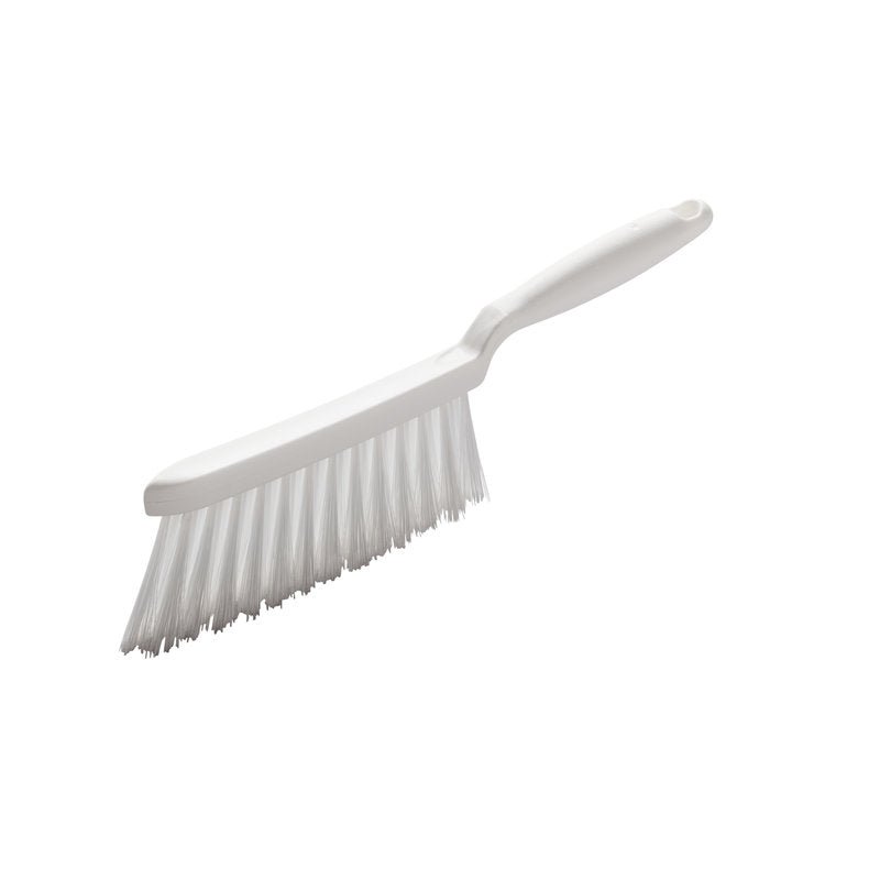 Ruční kartáč, PBT TRANSPARENTNÍ ø 0,25MM MĚKKÝ, 280X15X50 MM od Haug Bürsten KG má plastovou rukojeť a zkosené PBT štětiny pro šetrné čištění, zobrazeno izolovaně na bílém pozadí.