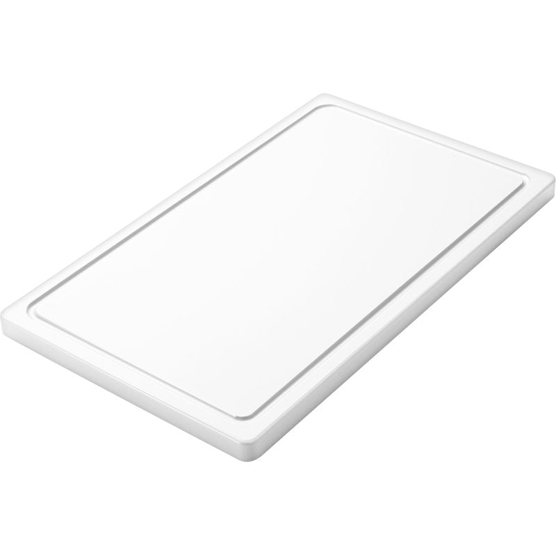 Prkénko KLEIN od Haug Bürsten KG (PE, protiskluzové, 500x300x20mm) je zobrazeno ze šikmého úhlu na bílém pozadí; je obdélníkové, bílé a má mírně zvýšené okraje a hladký, protiskluzový povrch.