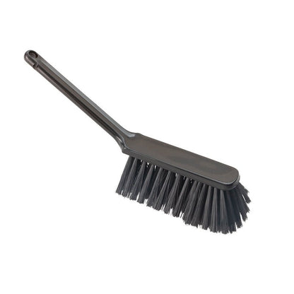 Haug Bürsten KG HANDBESEN, WEICH, 310MM, GESCHLITZT je černý, ručně vedený čisticí kartáč s dlouhou rukojetí a měkkými, rozštěpenými štětinami, ideální pro čisticí úkoly, zobrazeno na bílém pozadí.