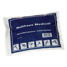 Ein blau-weißes Paket der Holthaus Medical GmbH & Co. KG mit der Aufschrift „Kältekompresse zum Einmalgebrauch 15 x 14 cm“ enthält eine Sofort-Kältekompresse. Mit Sport-Icons ist es perfekt für Kälte und Kälte, mit Text in Deutsch und Englisch sowie einem Barcode.