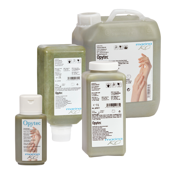 Na obrázku jsou čtyři balení čističe na ruce Kiehl Opytec pro hrubé nečistoty od Johannes Kiehl KG, každé s bílou etiketou s informacemi o produktu a obrázky rukou. Zelený čistič na ruce je viditelný v každém balení.