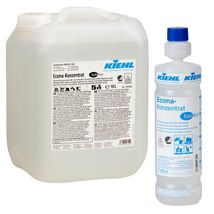 Na obrázku jsou dvě balení Kiehl Econa-koncentrát balance univerzální čistič bez vůně a barviv od Johannes Kiehl KG: vlevo 10litrový kanystr a vpravo 1litrová láhev, obě s informacemi o produktu.