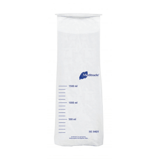Průhledná plastová odměrka z polyethylenu s modrými měrnými ryskami a modrým logem „Meditrade GmbH“, která má objem od 500 ml do 1500 ml.