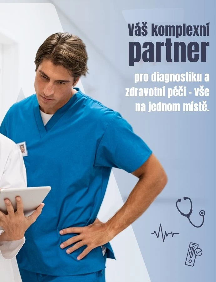 Tři zdravotníci stojí spolu a sledují tablet, zatímco napravo se zobrazuje propagační oblast s lékařskými symboly