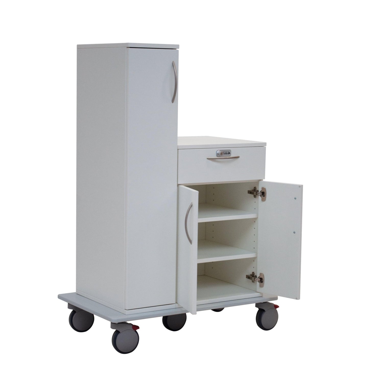 Vozík pro pacienty Novocal má robustní podvozek z plného plastu, snadno ovladatelná kola a všestranné úložné prostory - ideální pro nemocnice a zdravotnictví. Balení: 1 kus.