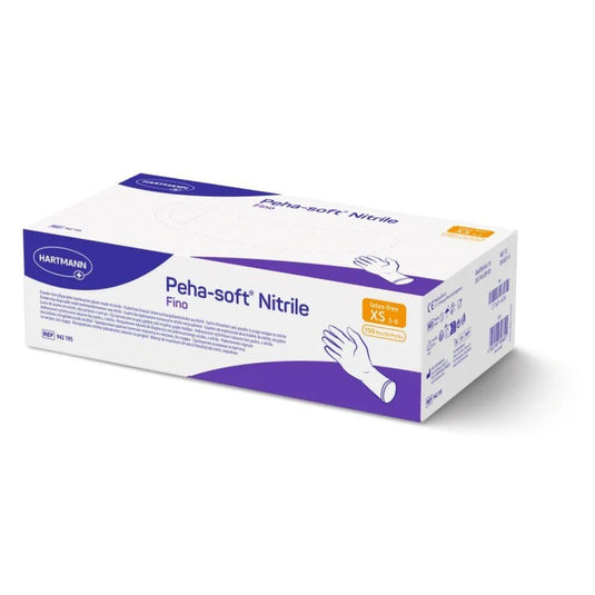 Krabička s jednorázovými rukavicemi Peha-soft® nitrile fino od společnosti Paul Hartmann AG, bez latexu a bez pudru, v bílo-fialovém obalu ve velikostech XS – S. Na bocích je vyobrazena ruka v rukavici, čárové kódy a informace o produktu.