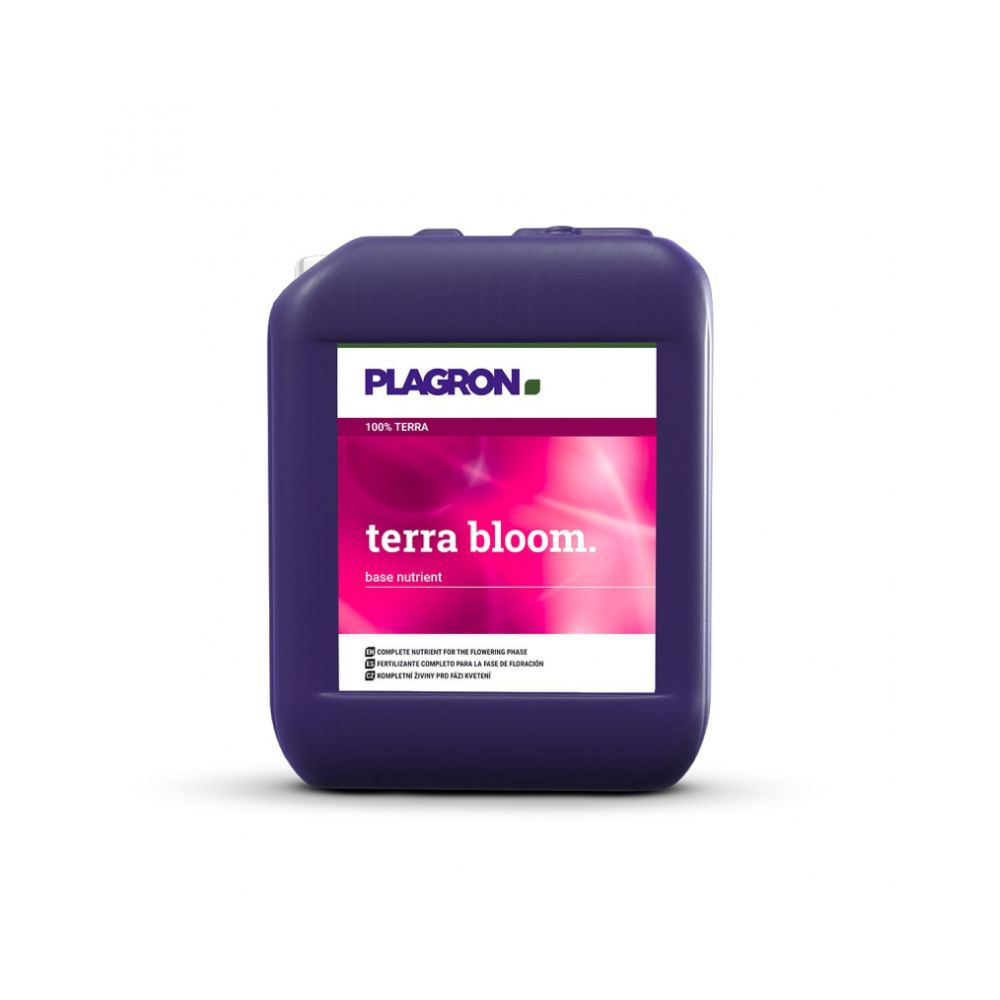 Fialový kontejner s nápisem „Plagron Terra Bloom“ od Bertels B.V. je hnojivo pro kvetení s růžovo-bílou etiketou, které se používá jako základní živina pro podporu optimálního kvetení pro silný růst rostlin.