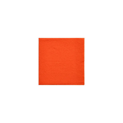 Ubrousky PAPSTAR „DAILY Collection“ 1/4-skladem, ve velikosti 24 cm x 24 cm v oranžové barvě, ideální pro udržitelnou stolní dekoraci, jsou umístěny uprostřed na bílém pozadí.