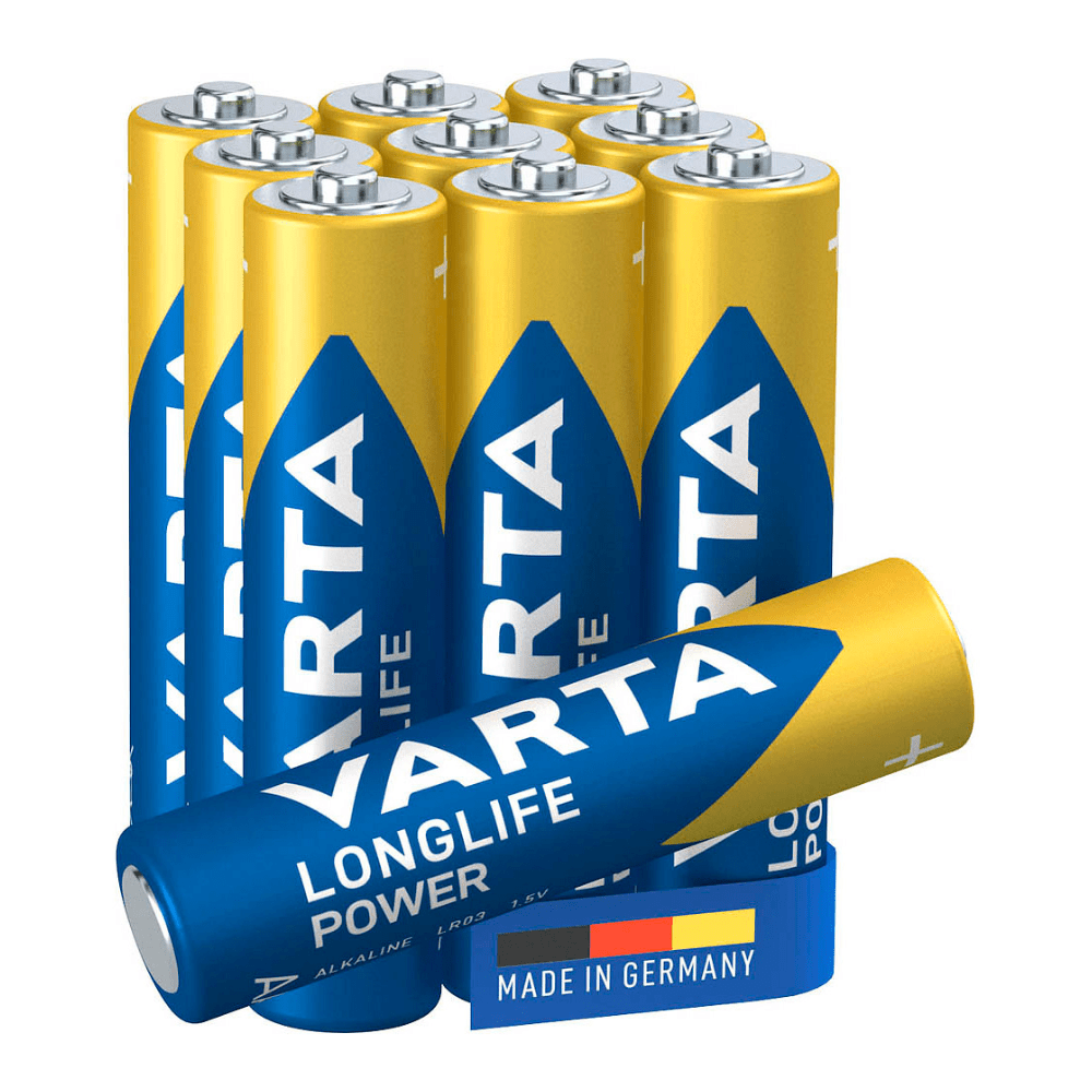Šest baterií Varta Longlife Power Micro AAA naskládaných na sebe, jedna z nich leží vpředu, s modrým a žlutým logem značky a nápisem „Made in Germany“.