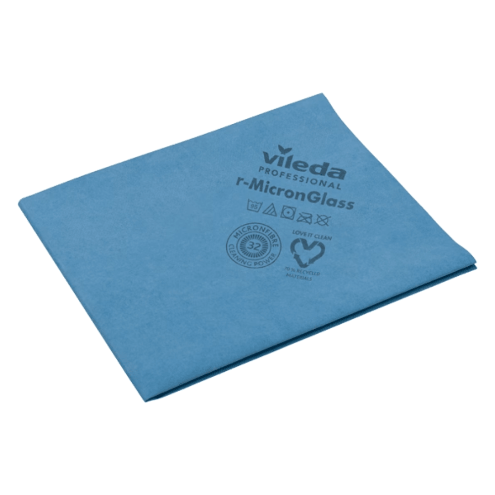Modrá utěrka na sklo Vileda Professional r-MicronGlass o rozměrech 50 x 40 cm je úhledně složená a zdůrazňuje svůj čisticí výkon. Utěrka zobrazuje vytištěné symboly a texty, které zdůrazňují její pokročilá mikrovlákna, vyvinutá pro profesionální použití, která zajišťují efektivní a ekologické čištění.